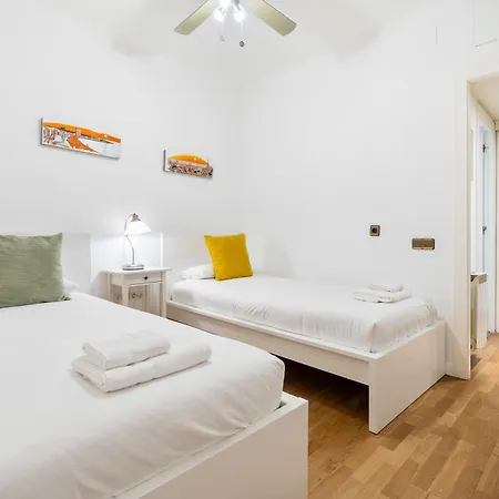 Plaza Espanya Apartment